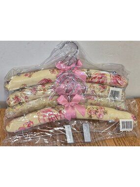 Nordstrom Set 3 Floral Padded Hangers Pink Bows - Elegant Clothing Storage